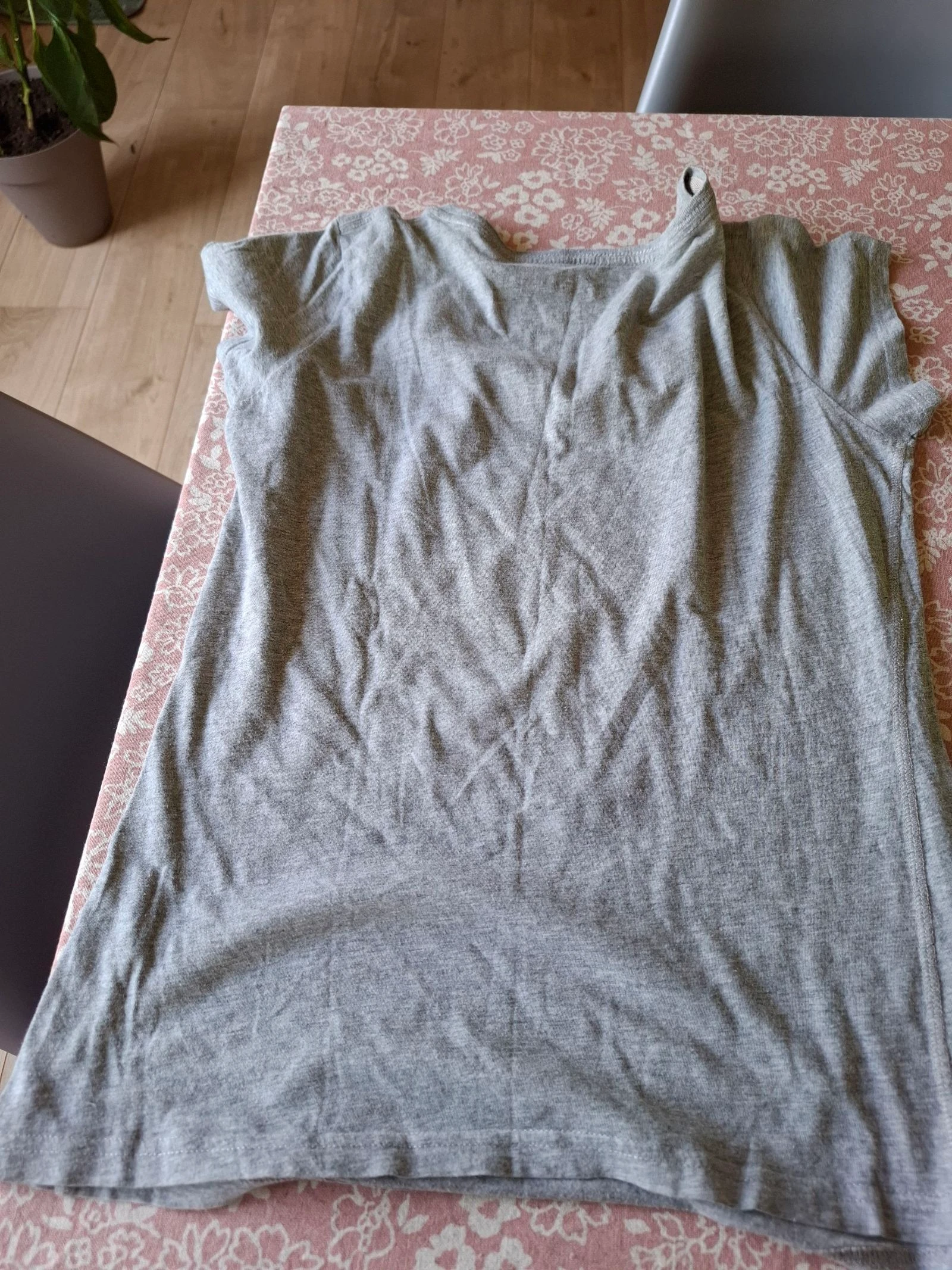 Set katoenen T-shirts zorgvuldig verzonden schoon snel – photo 7